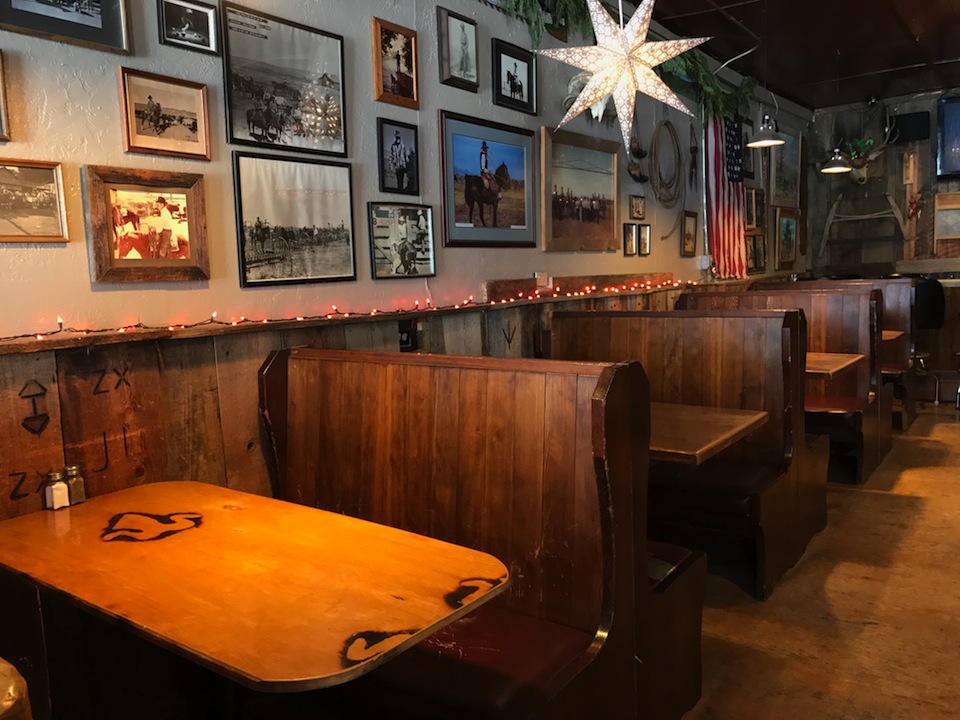 pioneer saloon, paisley